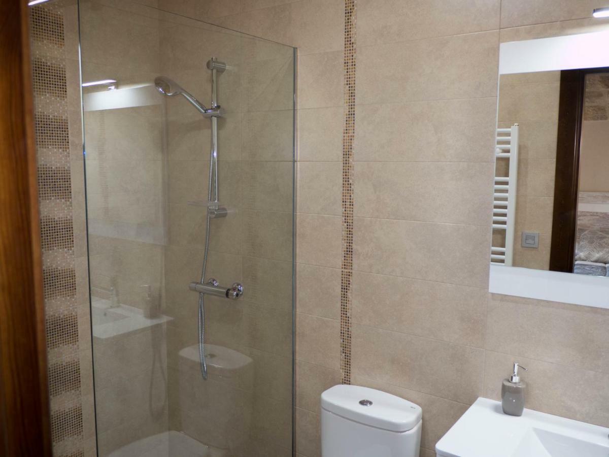 Apartamentos La Fabrica Villaluenga de la Vega المظهر الخارجي الصورة